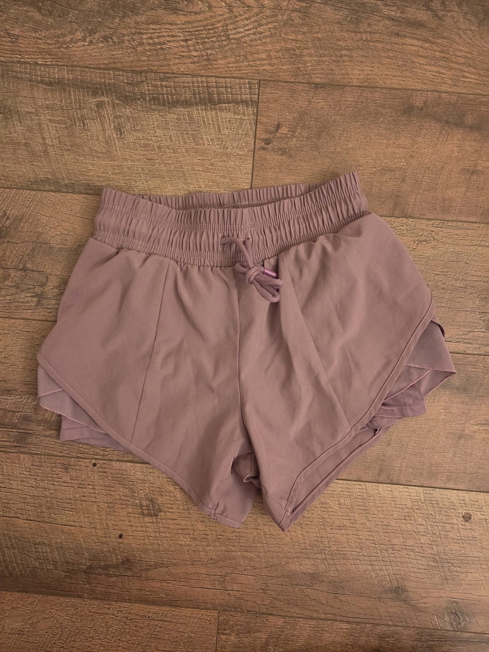 High-Rise Athletic Shorts in Dusty Mauve